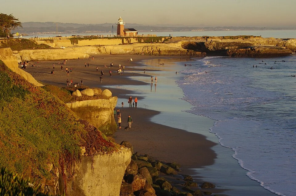 Beach and coastal cliffs along West Cliff in Santa Cruz